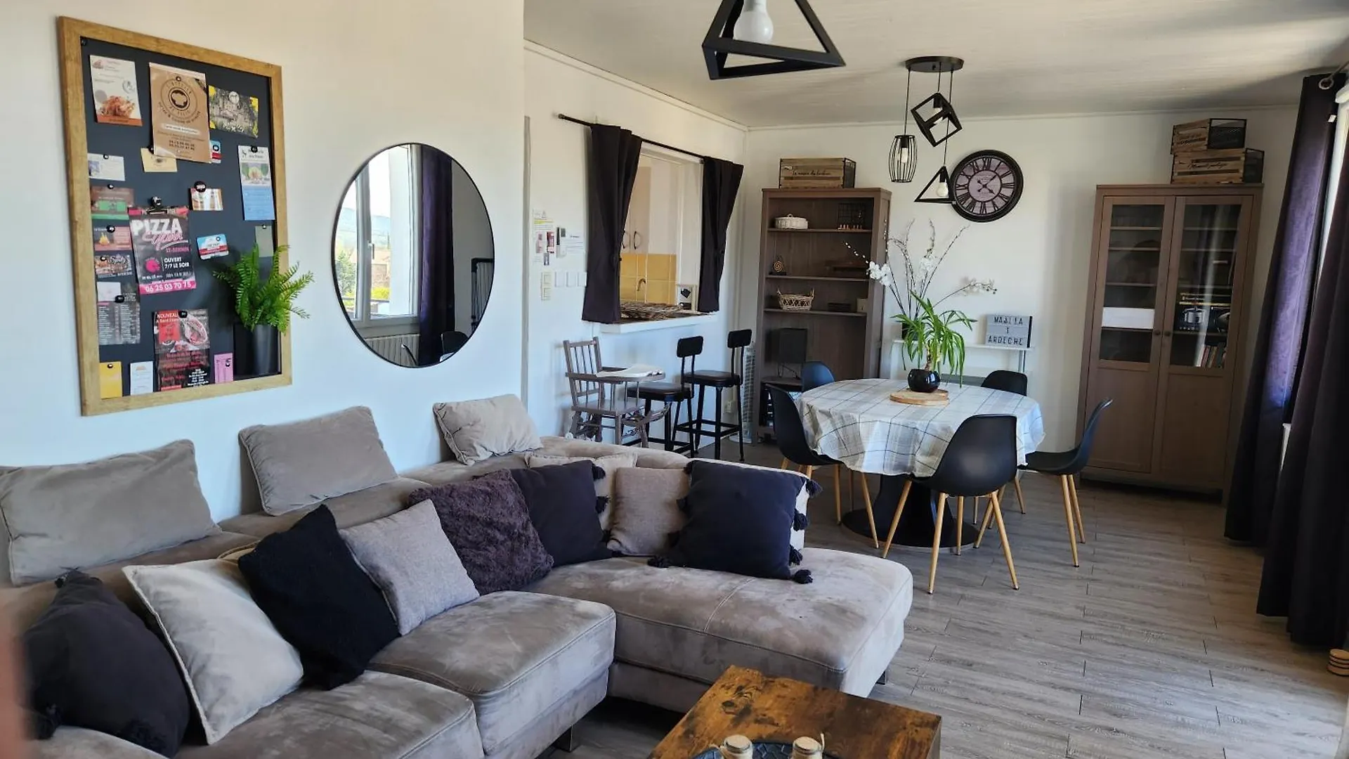 Holiday home Gites Ma&Lia Sud Ardeche Saint-Etienne-de-Fontbellon